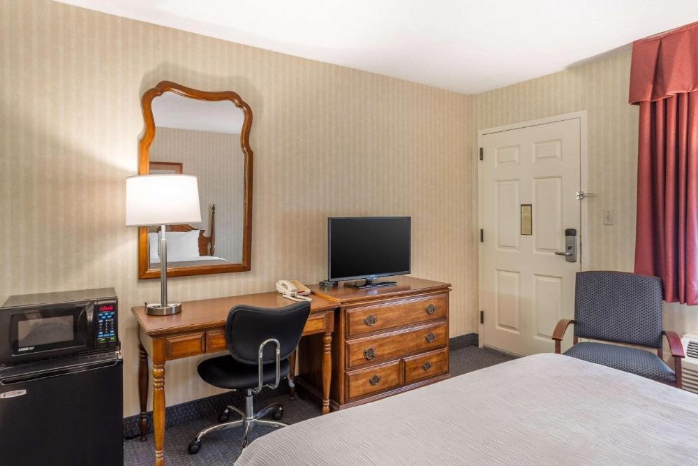 Double Room with Two Double Beds